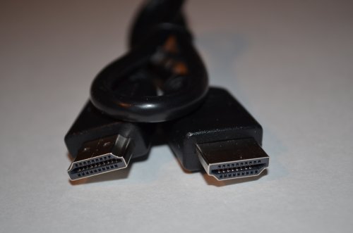 кабель HDMI