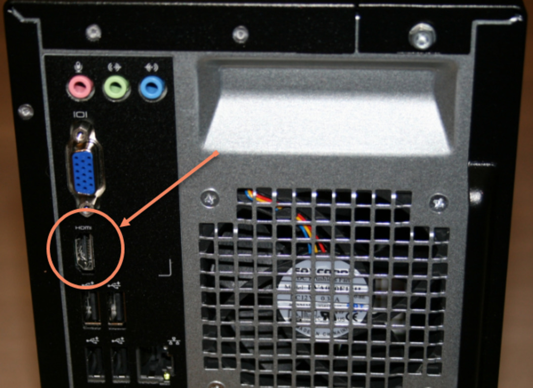 Разъем HDMI на задней панели системного блока